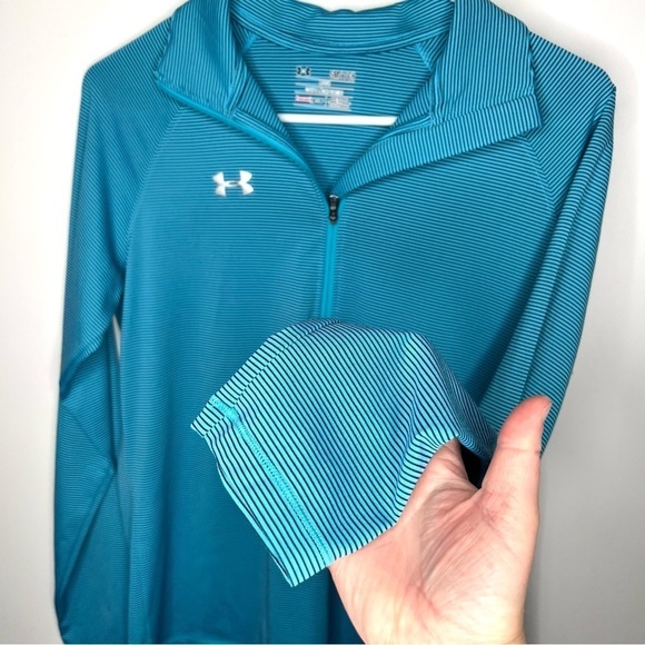 Under Armour Blue Stripe Pullover 1/4 Zip Long Sleeve Loose Coupe Athletic Top - Picture 11 of 12